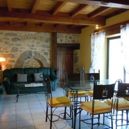 بيت للعطل House Le Cuvier *